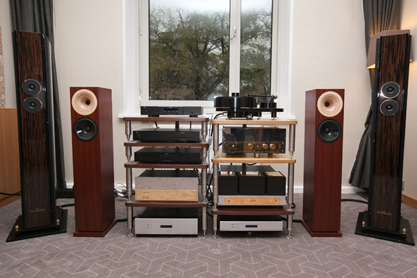 Выставка Moscow Hi-End Show 2012. Gong-AV, комнаты 223,224