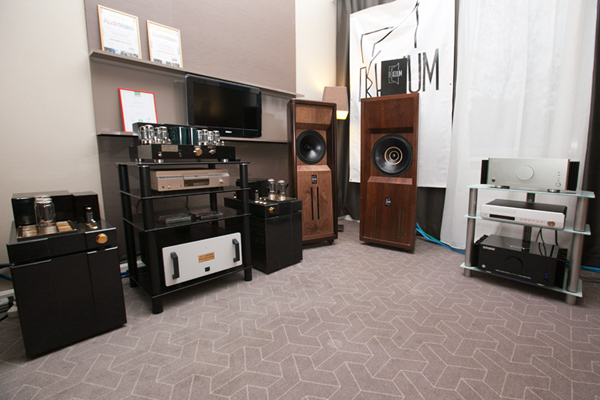 Moscow Hi-End Show 2012. Heliumacoustics